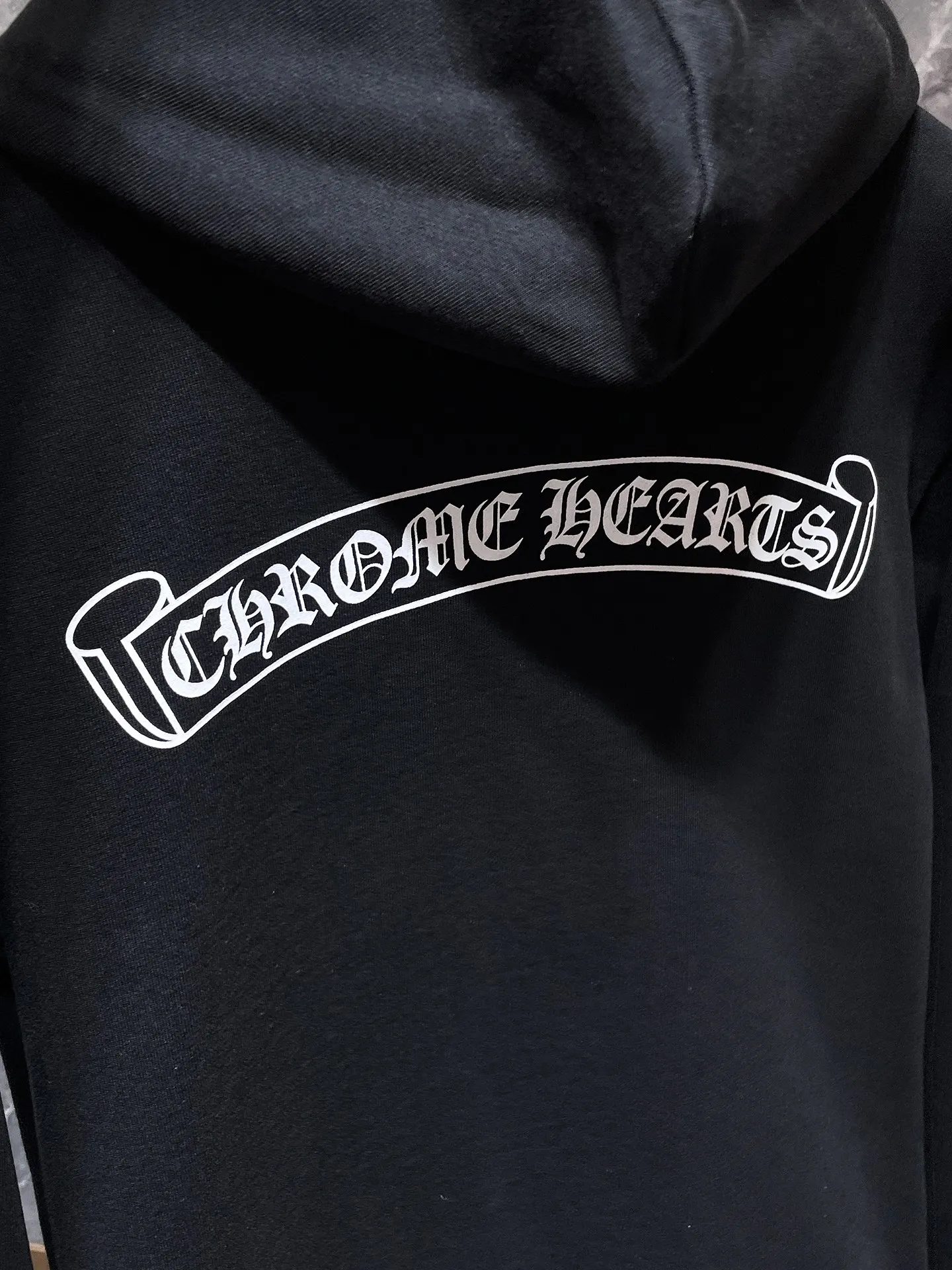 P250 Chrome Hearts Autumn and Winter 2025 Counter synchronization ❤️Details of the same style Chrome Hearts limited online hooded sweatshirt Improved customized version 1:1 high-gram weight high-quality fabric Recommended color: red Black Size: S, M, L, XL
